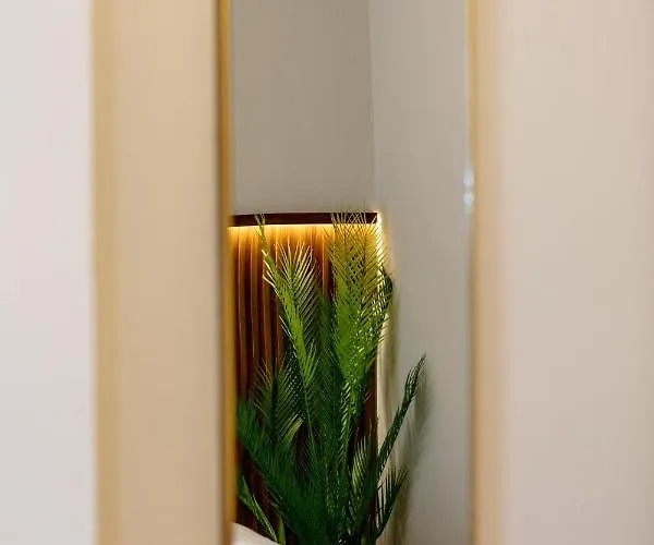 Spacious Paradise - 3br In The Heart Of ティラナ